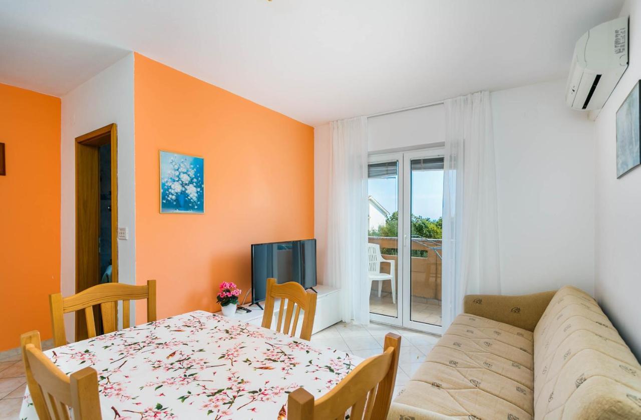 Apartmani Luka Kornić Dış mekan fotoğraf